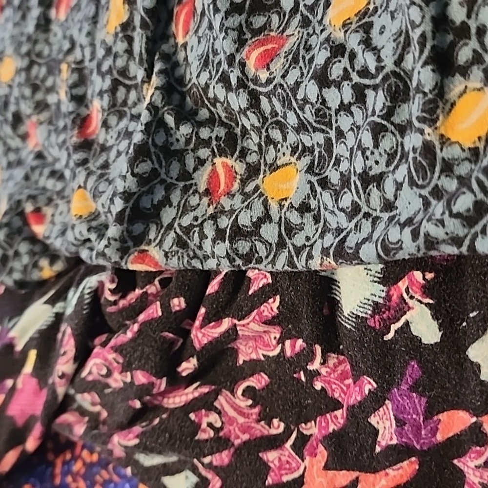 Lularoe Leggings - Picture 3 of 4